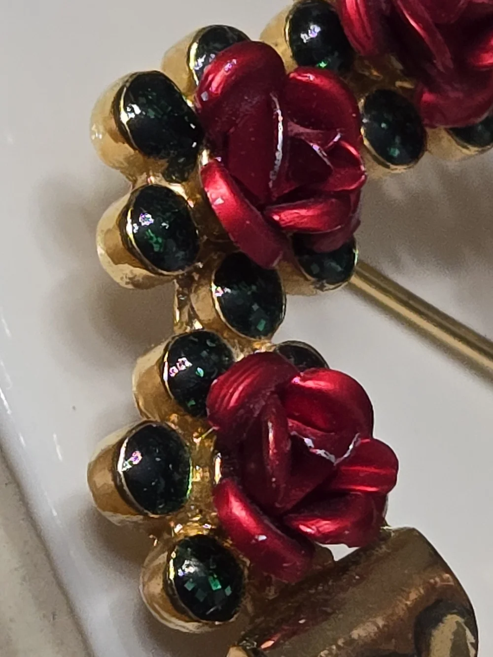 Avon Gold Bow Wreath Brooch with Red Roses and Green Accents